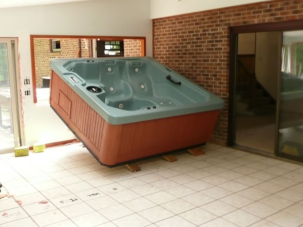 Should You Take Your Hot Tub When You Move?